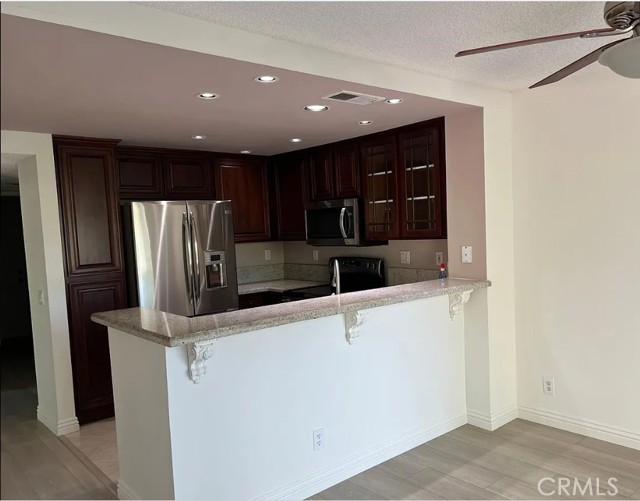 MLS #OC25143965 image #12
