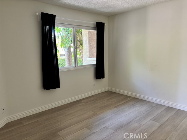 MLS #OC25143965 image #13