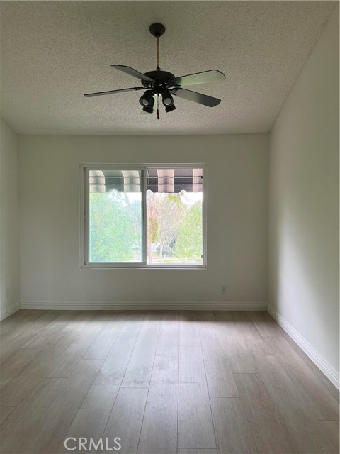 MLS #OC25143965 image #22