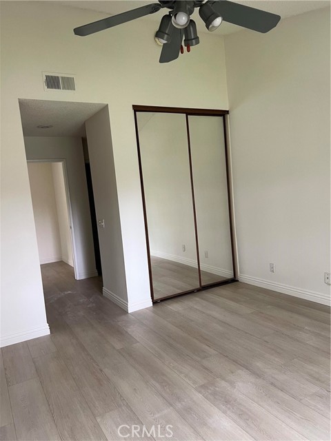 MLS #OC25143965 image #26