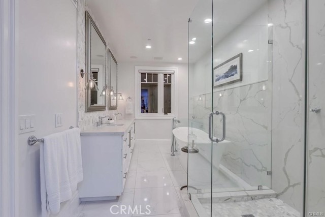 MLS #OC25144148 image #22