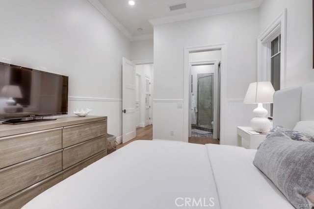 MLS #OC25144148 image #27