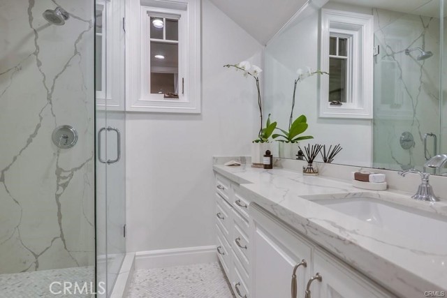 MLS #OC25144148 image #32