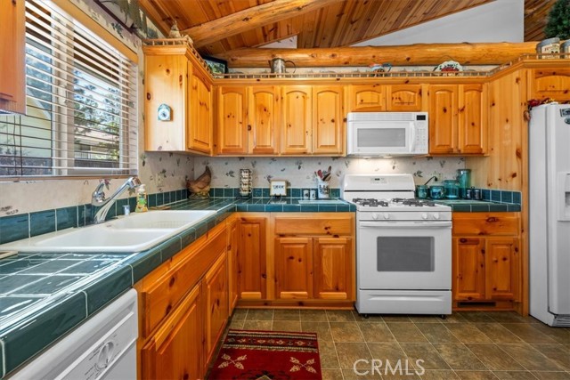 MLS #OC25144289 image #23