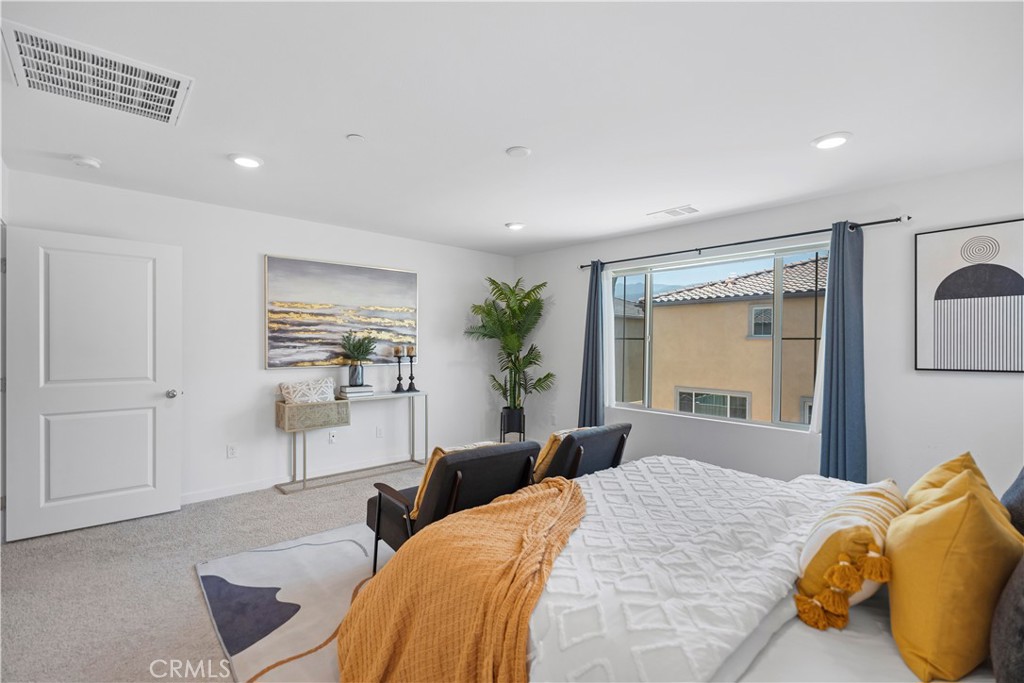 MLS #OC25144319 image #19