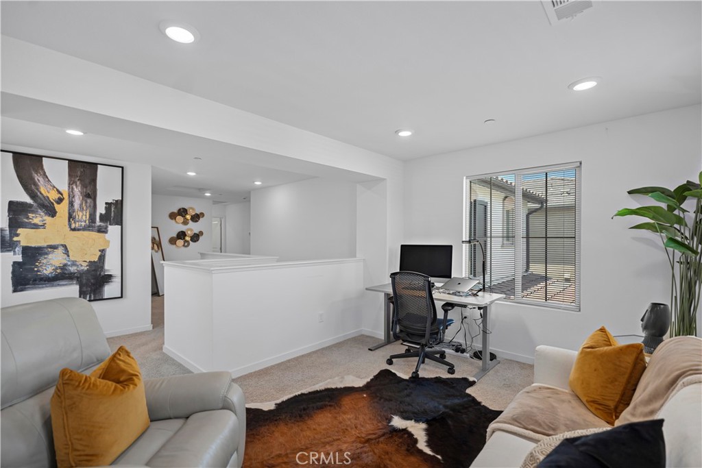 MLS #OC25144319 image #24