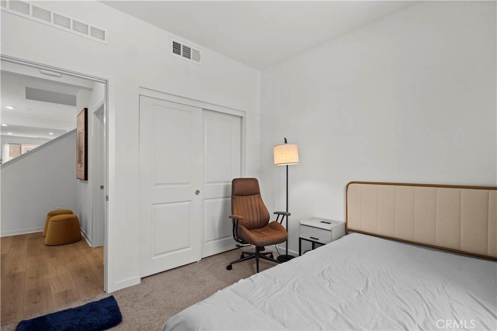 MLS #OC25144319 image #27