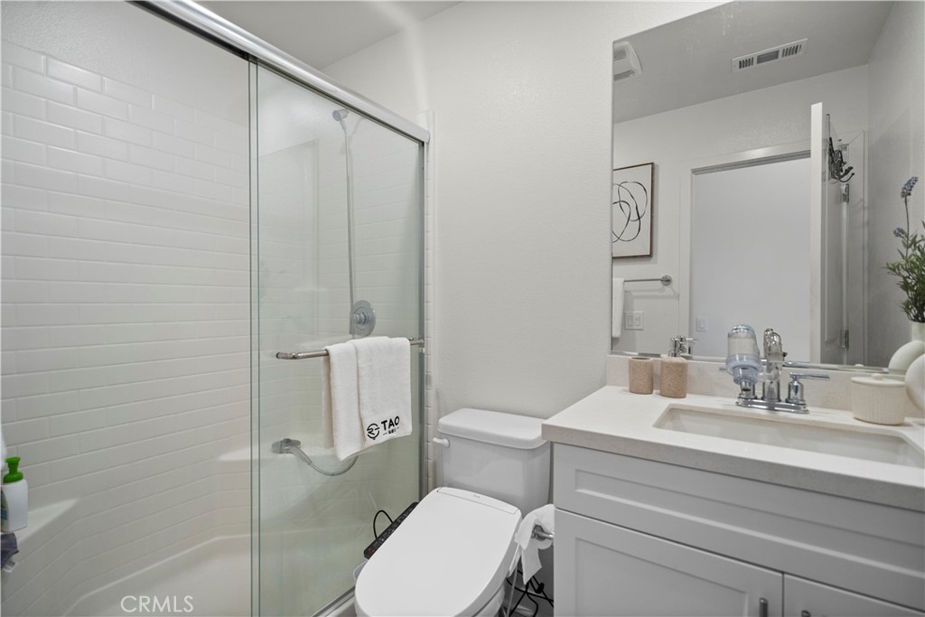 MLS #OC25144319 image #30