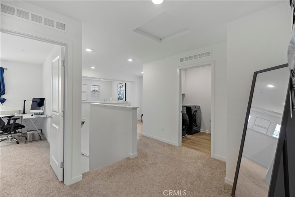 MLS #OC25144319 image #31