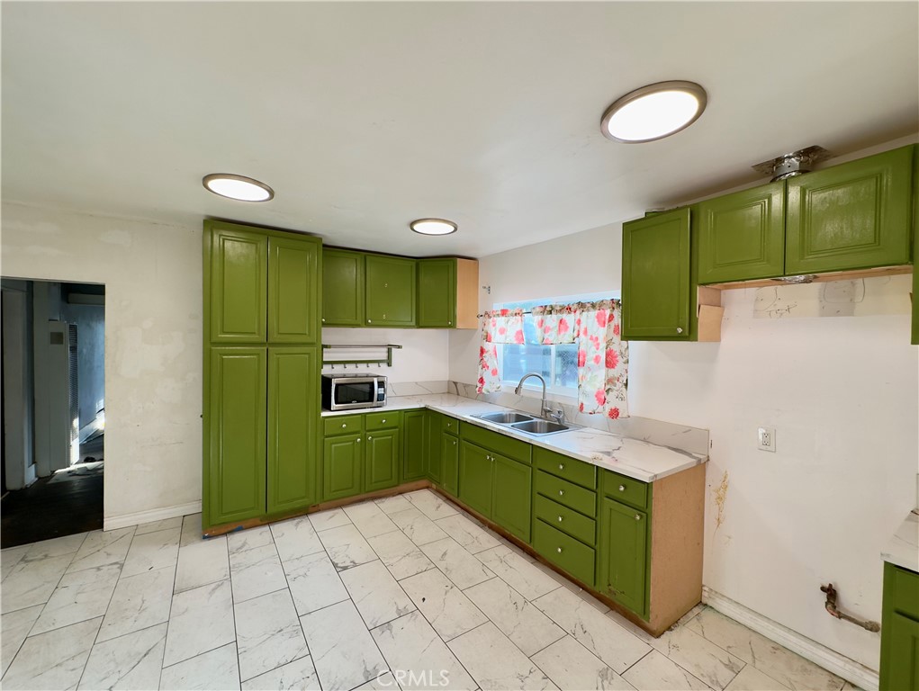 MLS #OC25144898 image #11