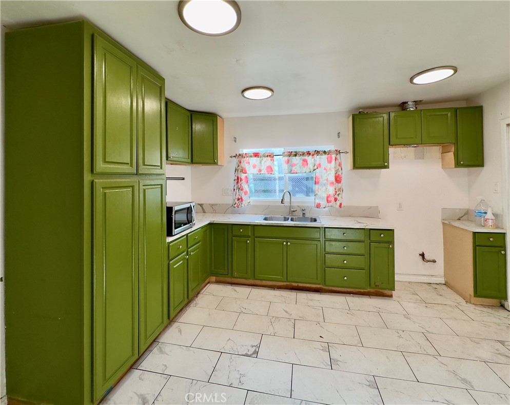 MLS #OC25144898 image #12