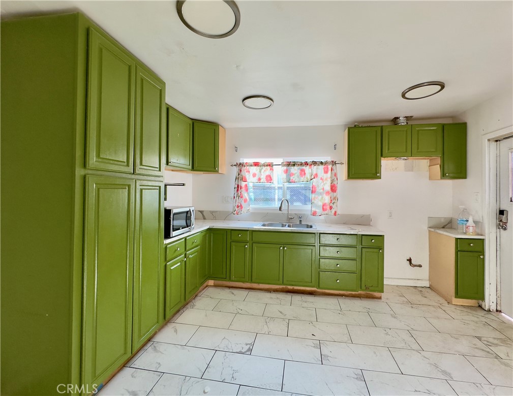 MLS #OC25144898 image #13