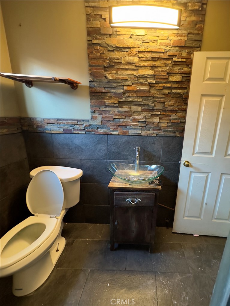 MLS #OC25144898 image #16