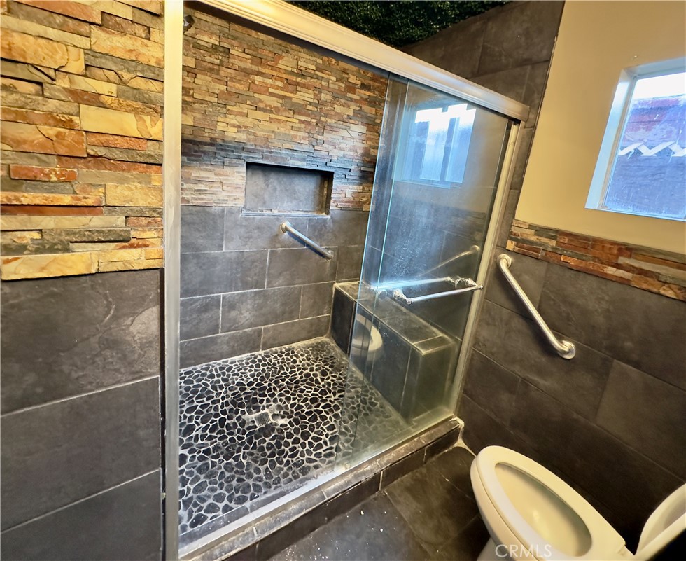 MLS #OC25144898 image #18