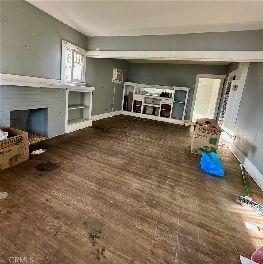 MLS #OC25144898 image #3