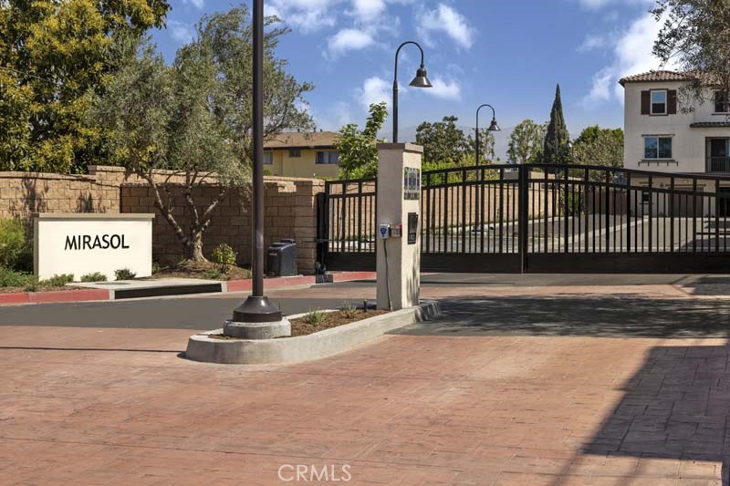 MLS #OC25145272 image #18