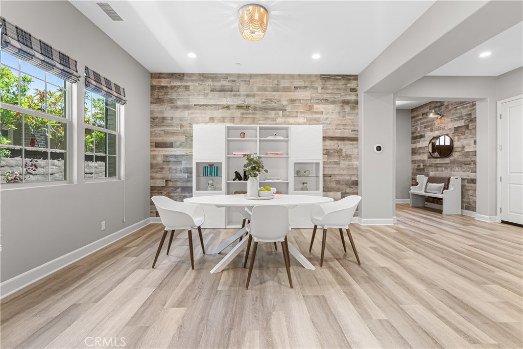 MLS #OC25145652 image #11