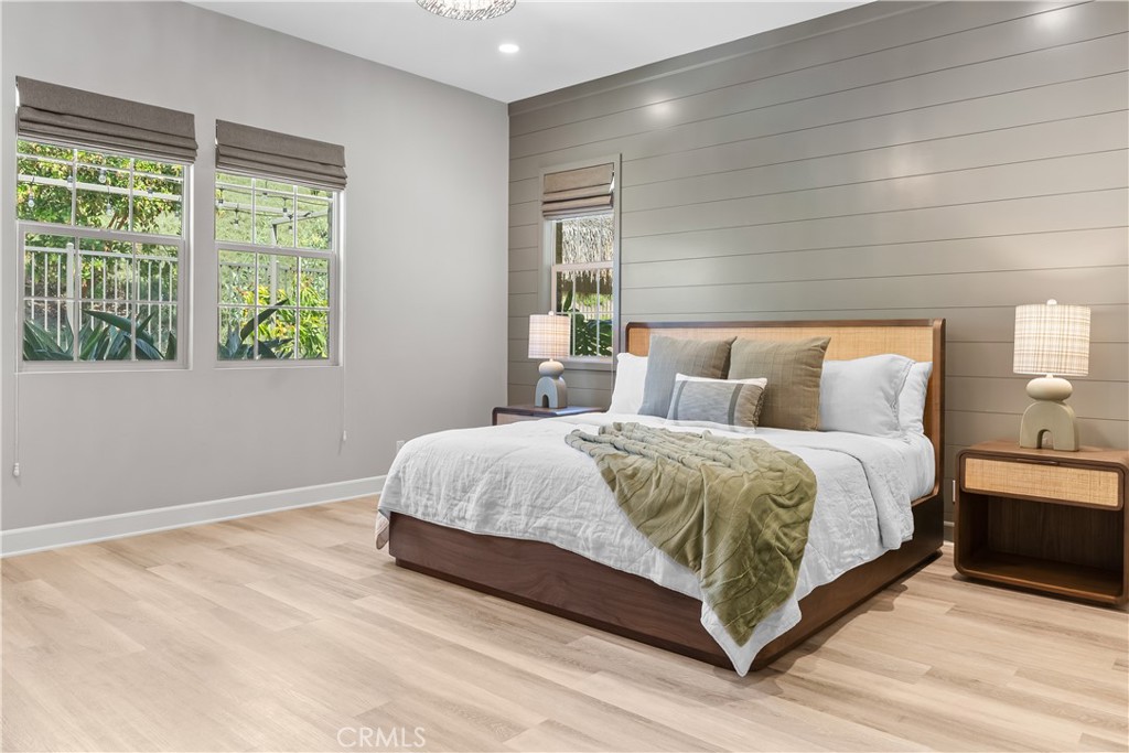 MLS #OC25145652 image #13