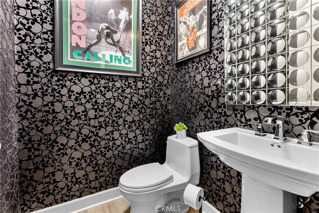 MLS #OC25145652 image #48