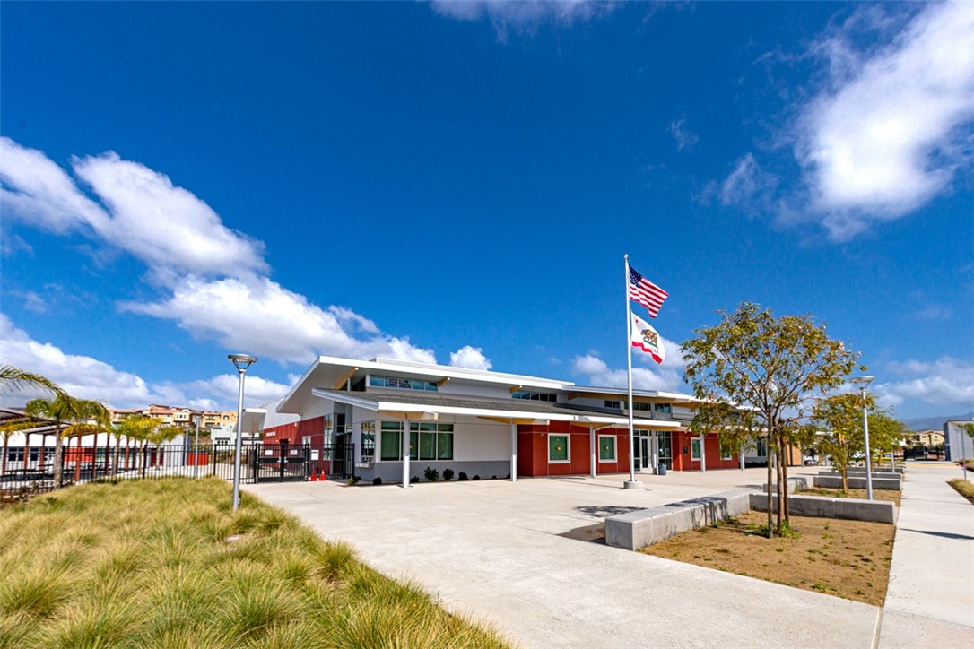 MLS #OC25145652 image #58