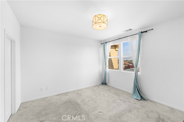 MLS #OC25145946 image #21