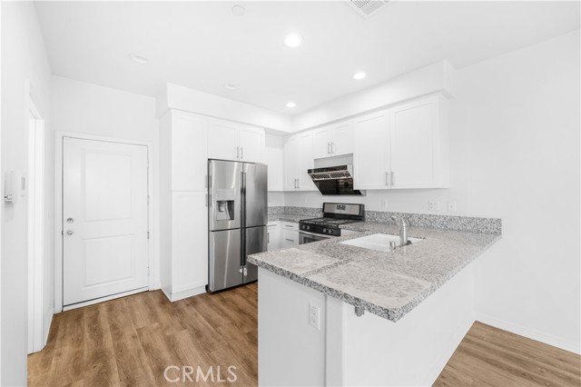 MLS #OC25145946 image #8