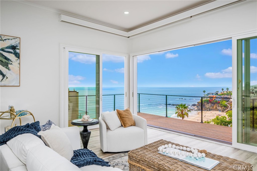 MLS #OC25145984 image #1