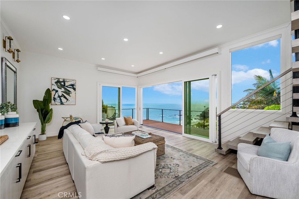 MLS #OC25145984 image #2