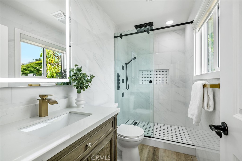 MLS #OC25145984 image #37