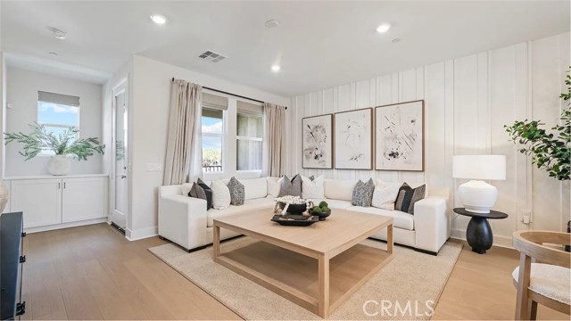 MLS #OC25146017 image #8