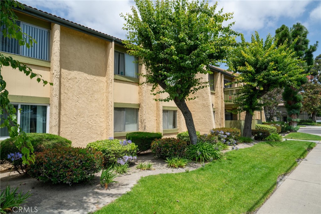 MLS #OC25146098 image #3