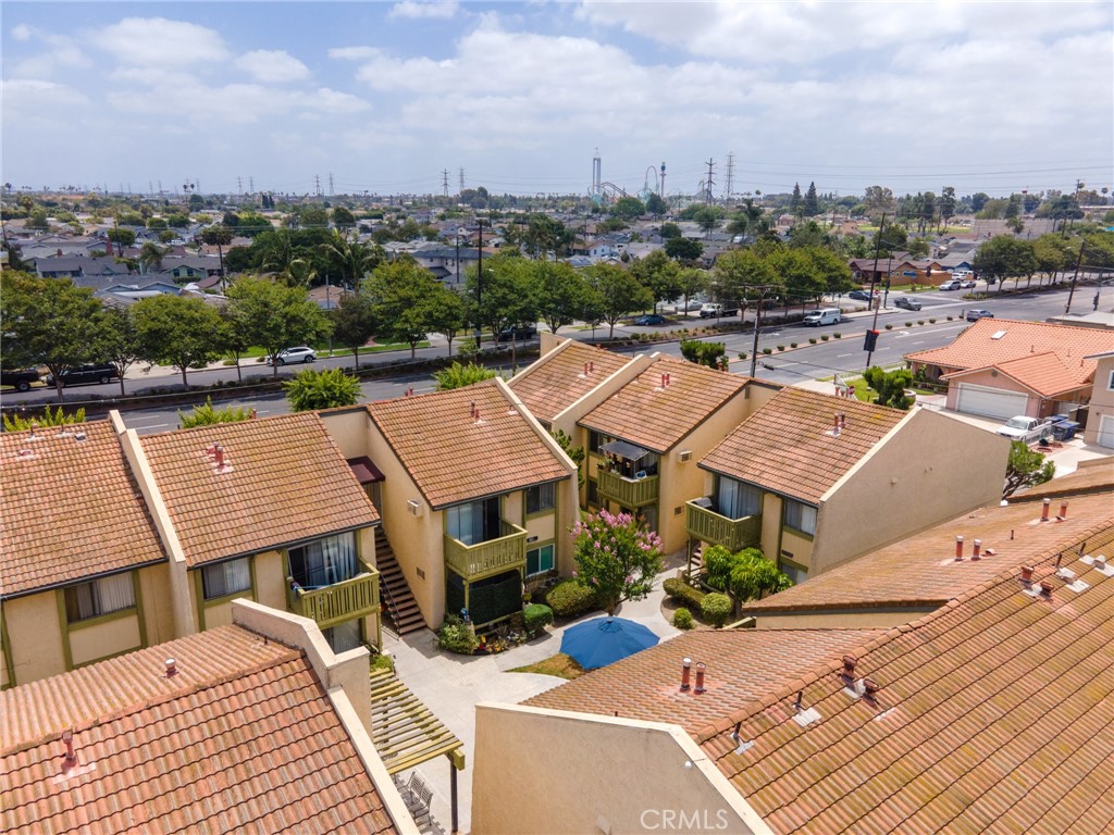 MLS #OC25146098 image #9