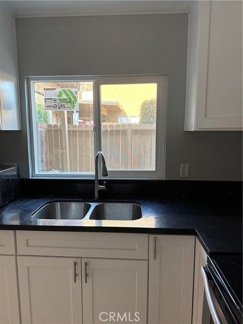 MLS #OC25146150 image #9