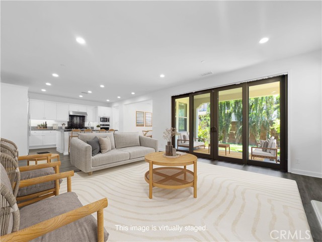 MLS #OC25146172 image #1