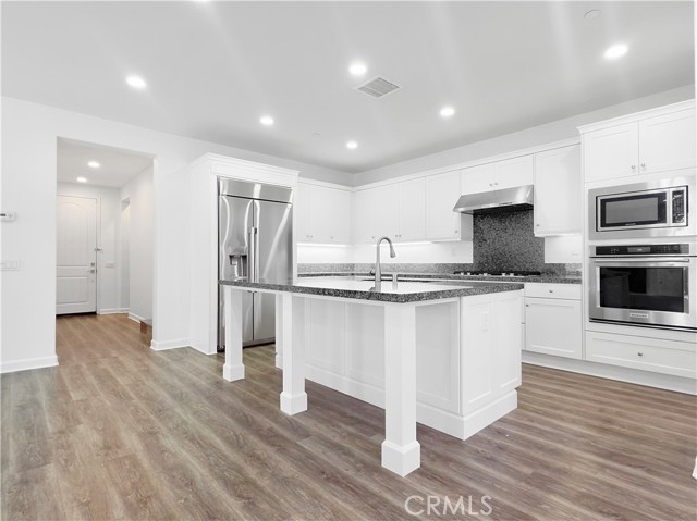 MLS #OC25146172 image #3