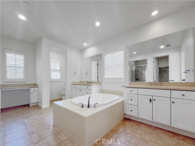 MLS #OC25146172 image #6