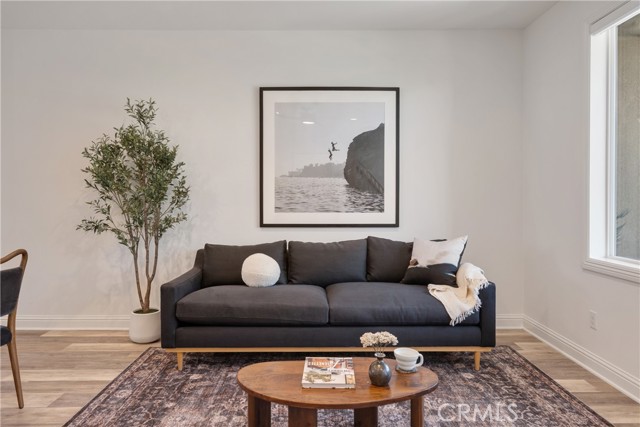 MLS #OC25146608 image #2