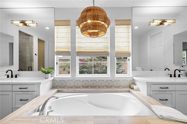 MLS #OC25146782 image #29