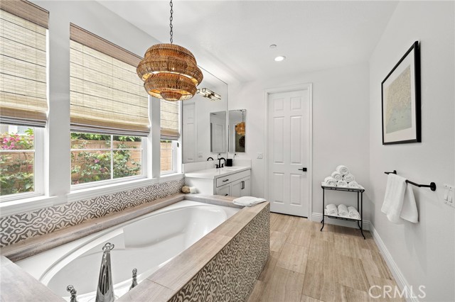 MLS #OC25146782 image #31