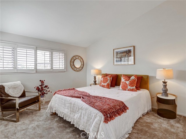 MLS #OC25147027 image #1