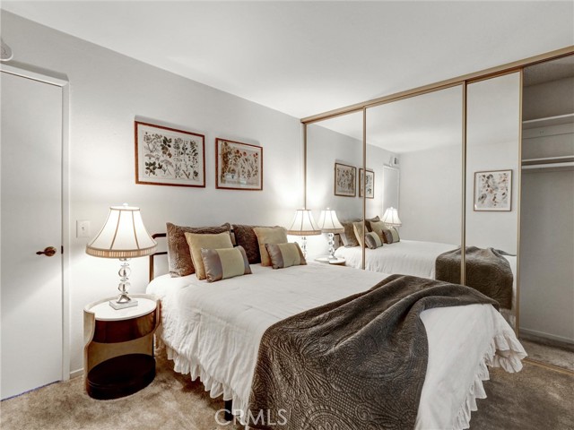 MLS #OC25147027 image #35