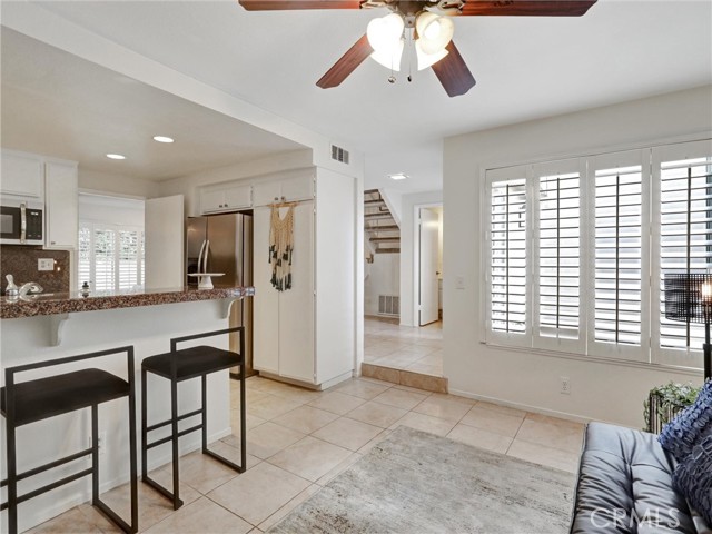 MLS #OC25147027 image #4