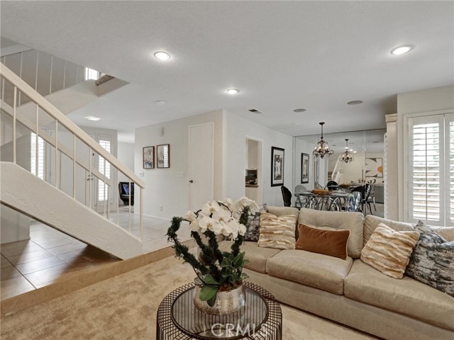 MLS #OC25147027 image #8