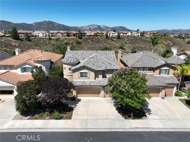 MLS #OC25147332 image #0
