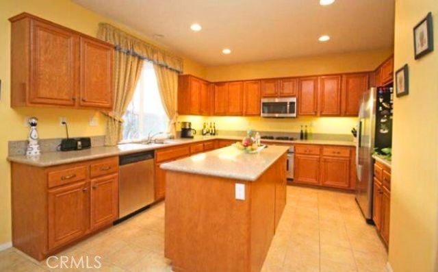 MLS #OC25147332 image #8