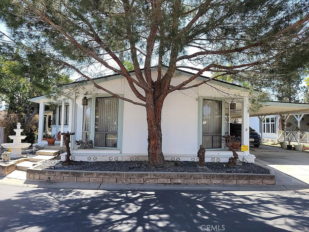 MLS #OC25147639 image #2