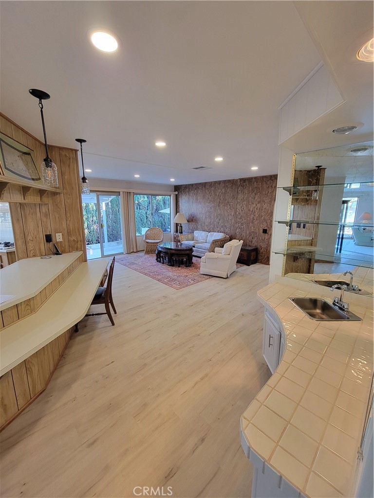 MLS #OC25147639 image #4