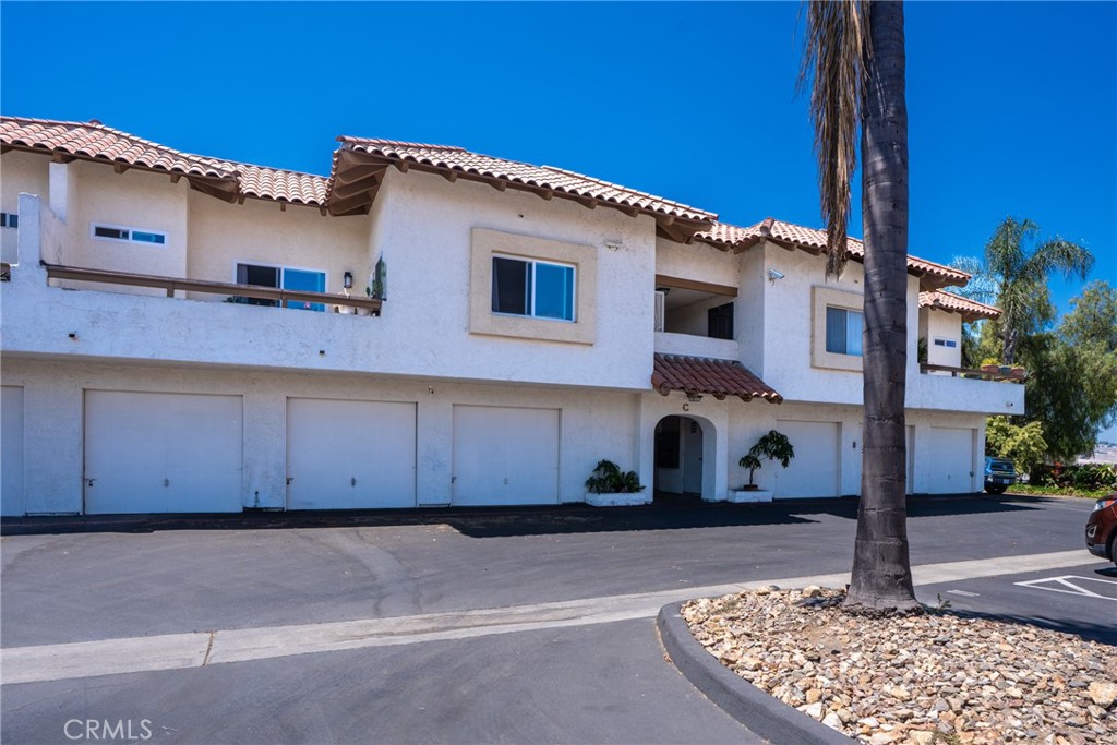 MLS #OC25148049 image #0