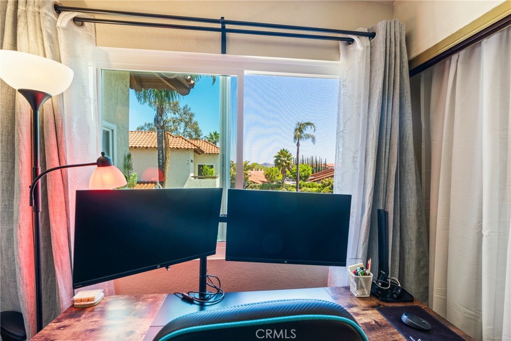 MLS #OC25148049 image #23