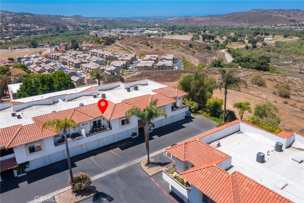 MLS #OC25148049 image #38